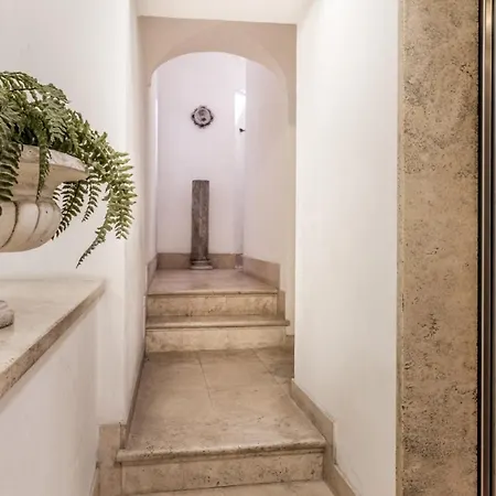 Francy Luxury Holiday home Rome